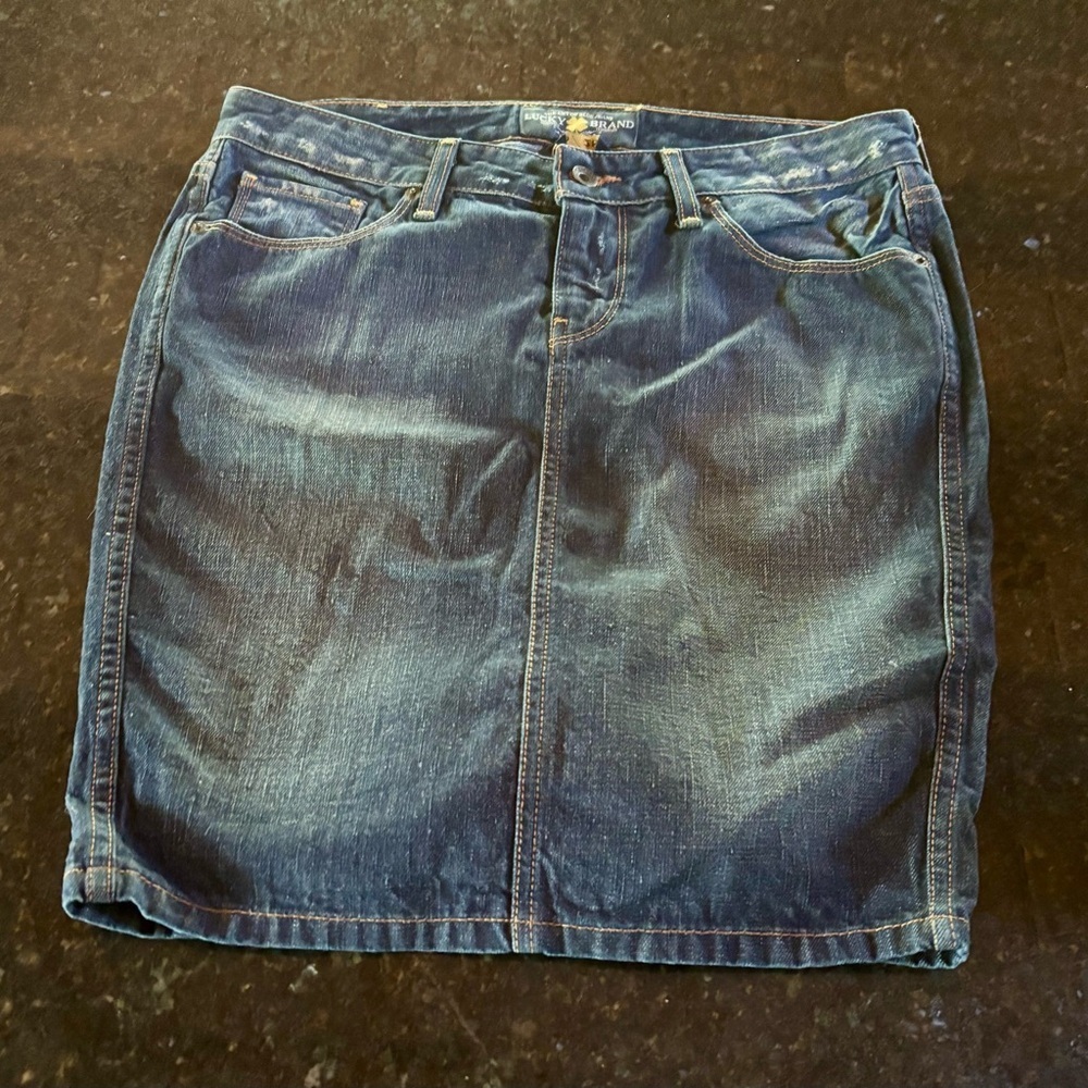 ☘️Lucky Brand Pencil Skirt-Jean/Denim-Lightly Distressed-Size 6/28☘️
